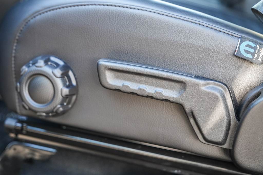 Thumbnail: 2026 Jeep Wrangler - 22