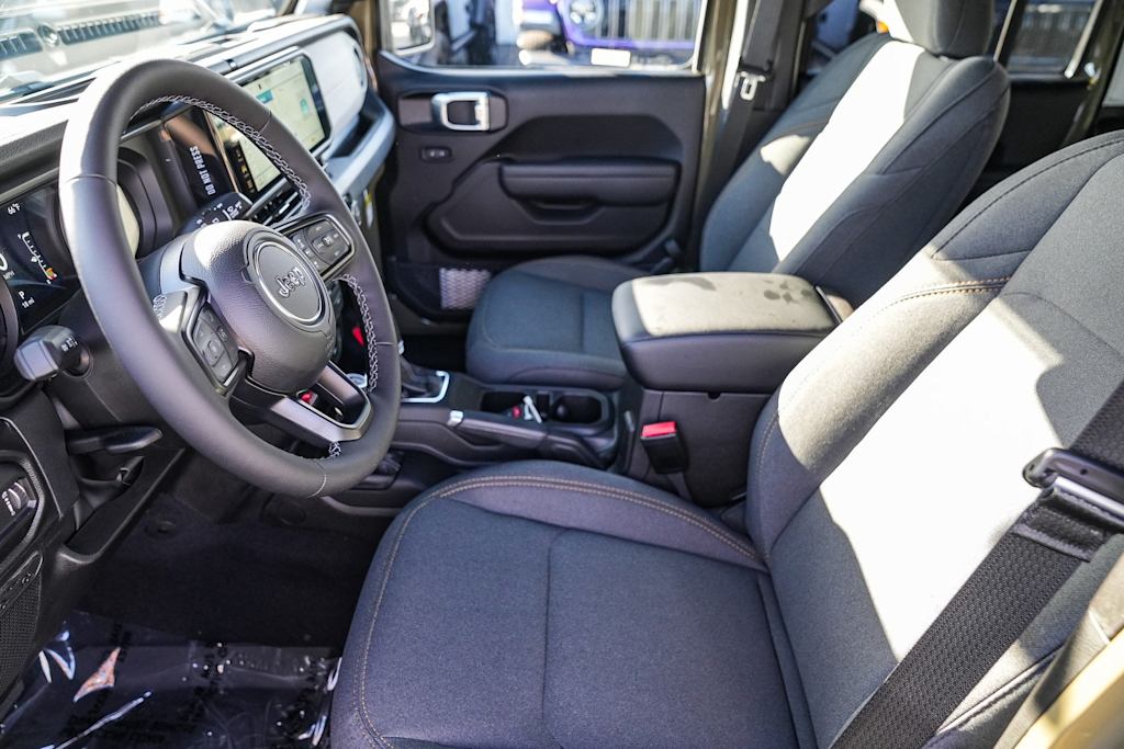 Thumbnail: 2026 Jeep Wrangler - 10