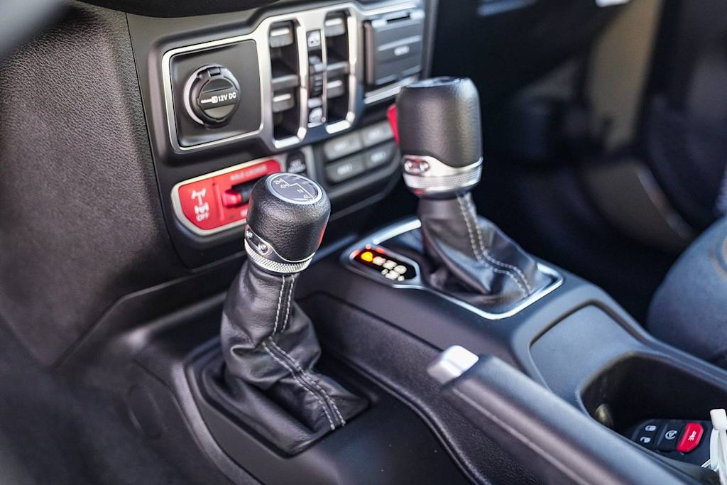 Thumbnail: 2026 Jeep Wrangler - 15
