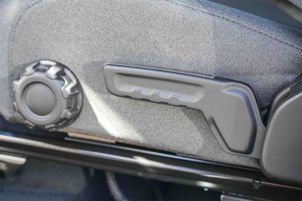 Thumbnail: 2026 Jeep Wrangler - 23