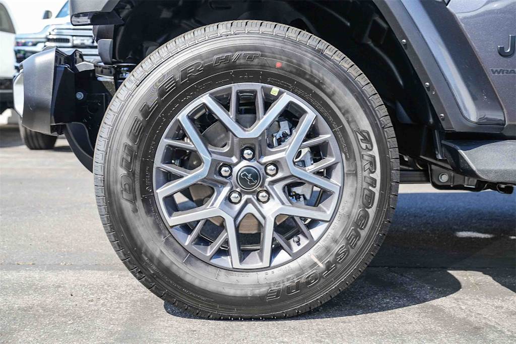 Thumbnail: 2025 Jeep Wrangler - 6