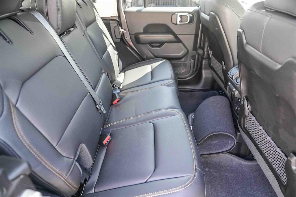 Thumbnail: 2025 Jeep Wrangler - 11