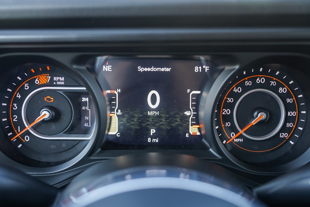 Thumbnail: 2025 Jeep Wrangler - 14