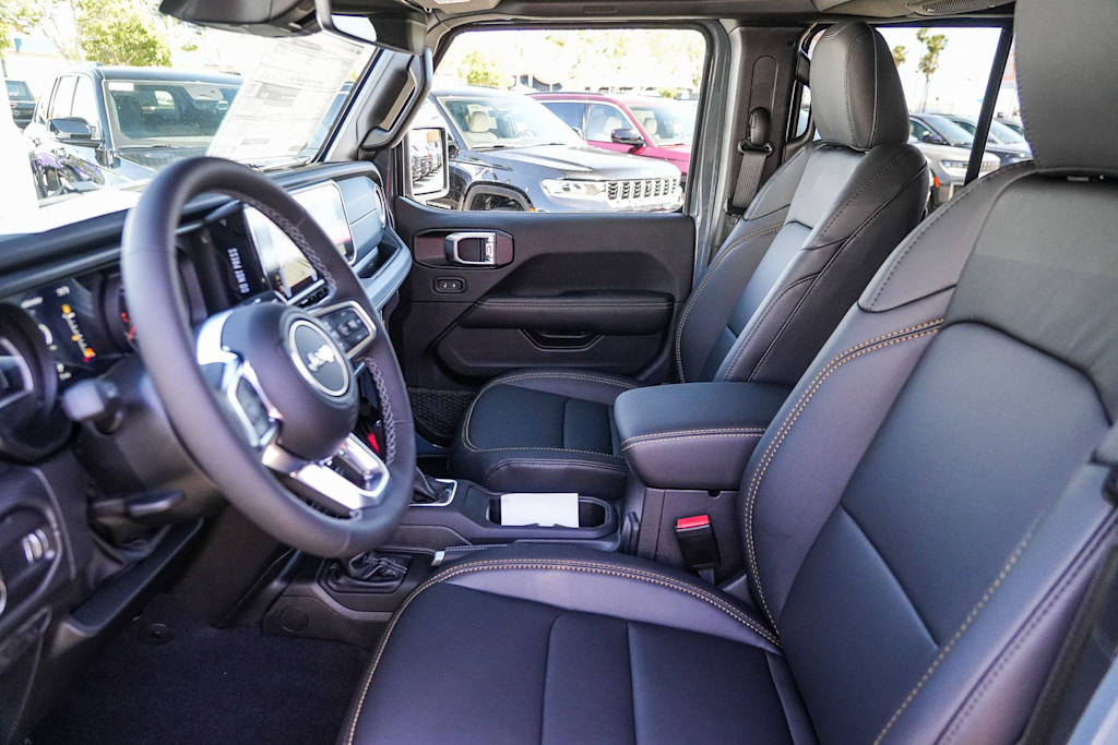 Thumbnail: 2026 Jeep Wrangler - 11
