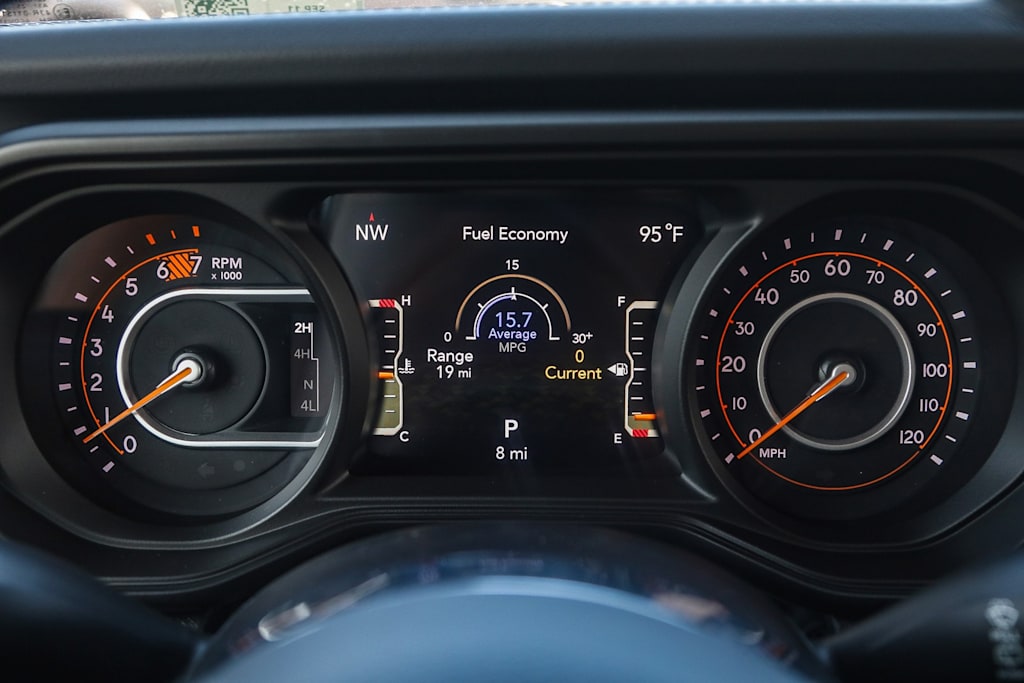 Thumbnail: 2025 Jeep Wrangler - 15