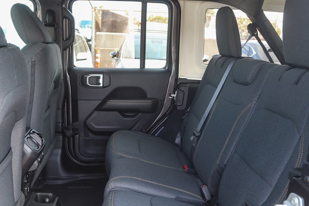 Thumbnail: 2025 Jeep Wrangler - 12