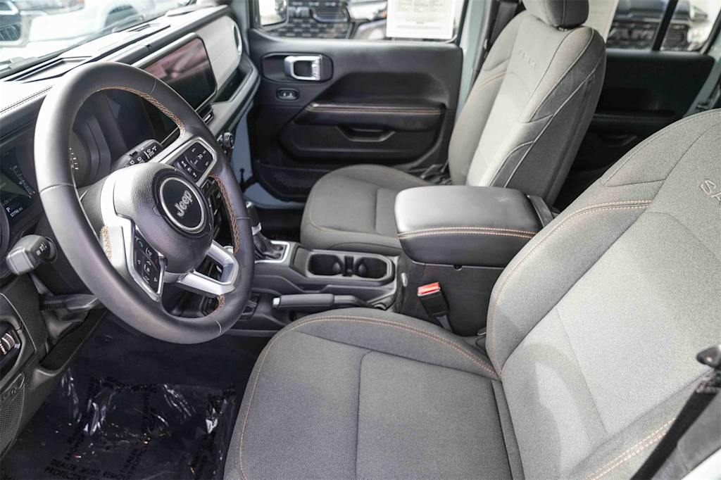 Thumbnail: 2024 Jeep Wrangler - 10