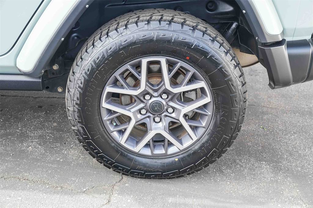 Thumbnail: 2024 Jeep Wrangler - 22