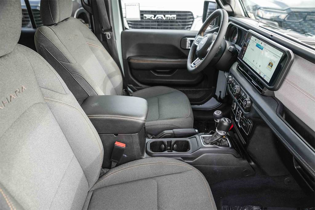 Thumbnail: 2024 Jeep Wrangler - 9