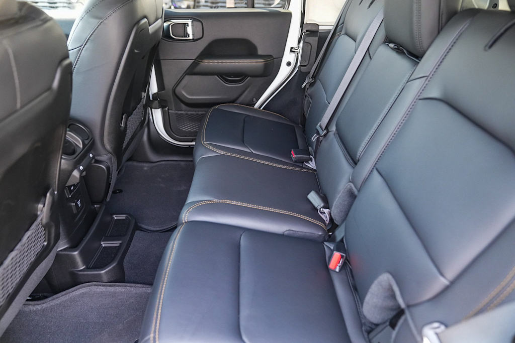 Thumbnail: 2025 Jeep Wrangler - 10