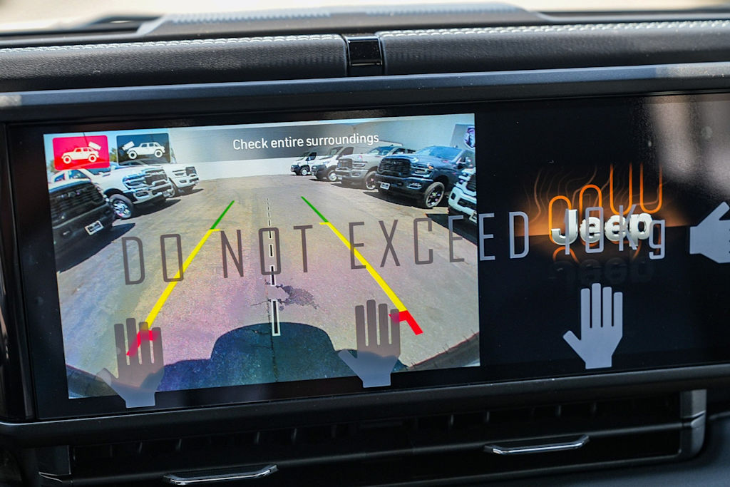 Thumbnail: 2025 Jeep Wrangler - 22