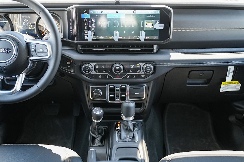 Thumbnail: 2025 Jeep Wrangler - 7