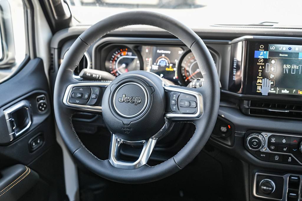 Thumbnail: 2025 Jeep Wrangler - 11