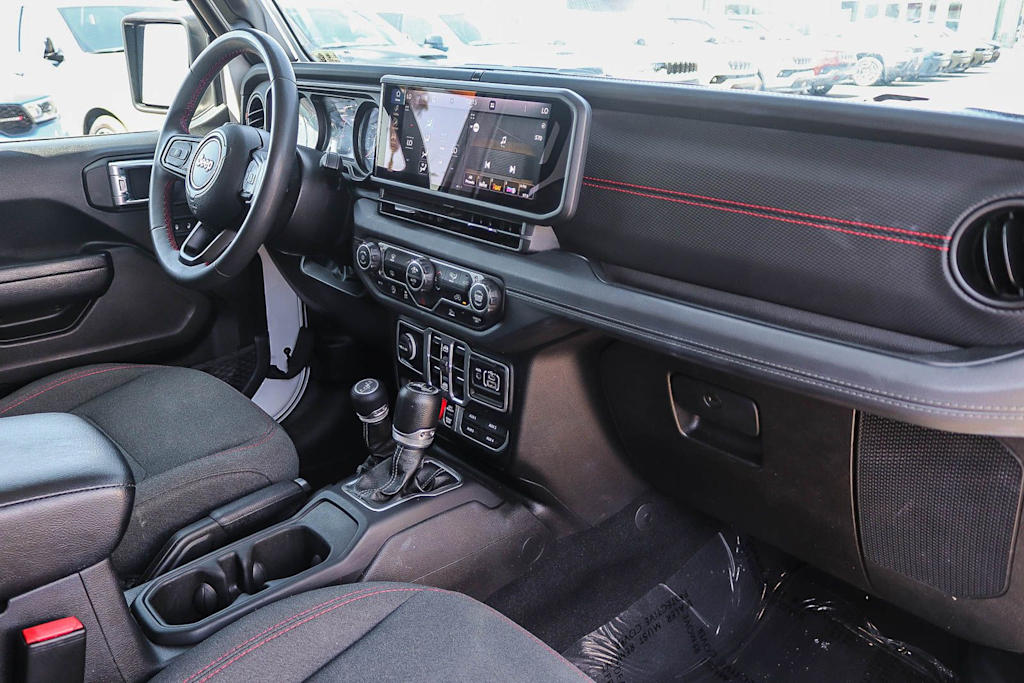 Thumbnail: 2024 Jeep Wrangler - 11