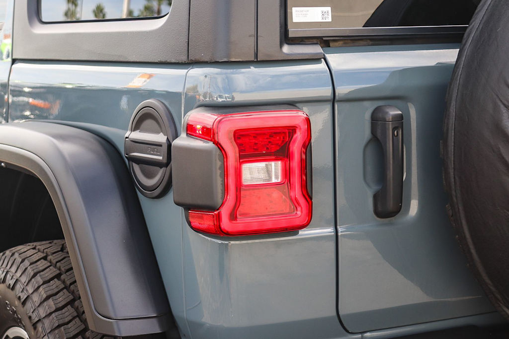 Thumbnail: 2024 Jeep Wrangler - 9