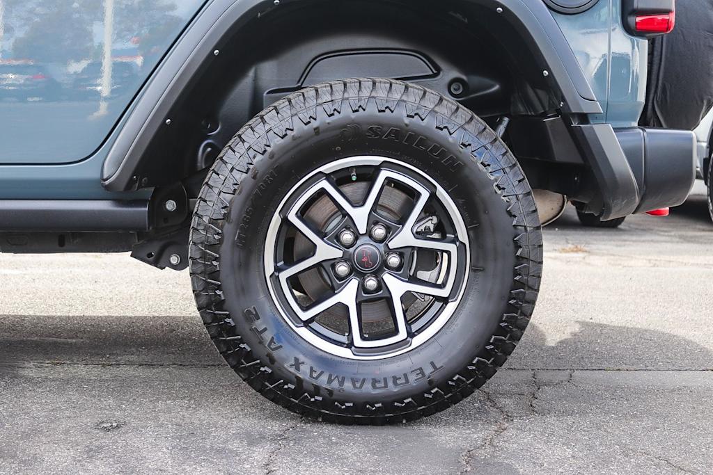 Thumbnail: 2024 Jeep Wrangler - 21
