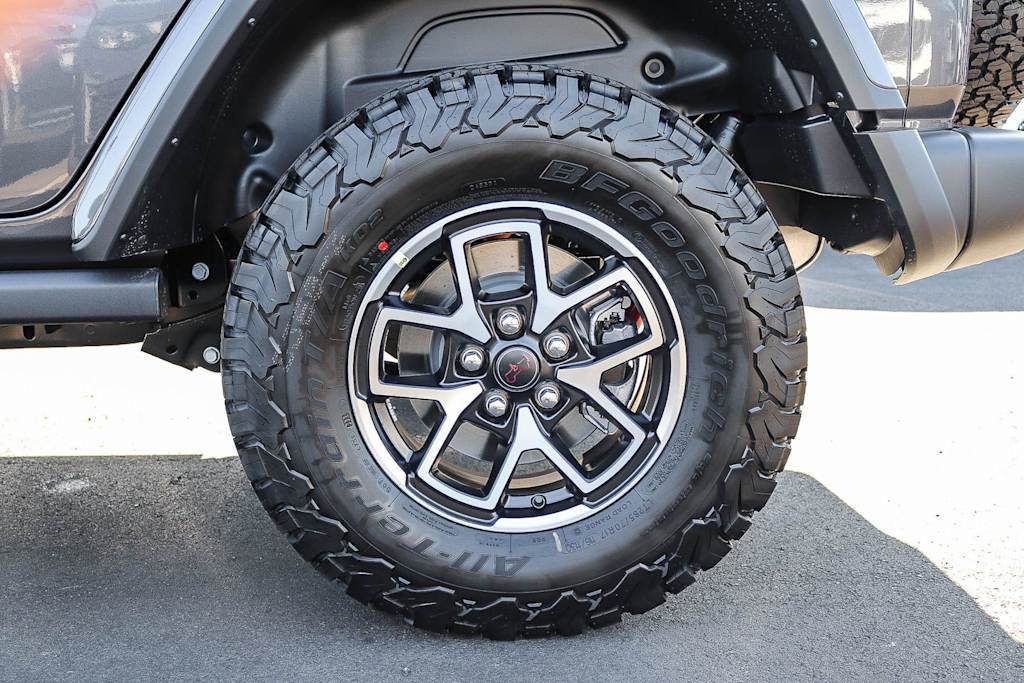 Thumbnail: 2026 Jeep Wrangler - 25