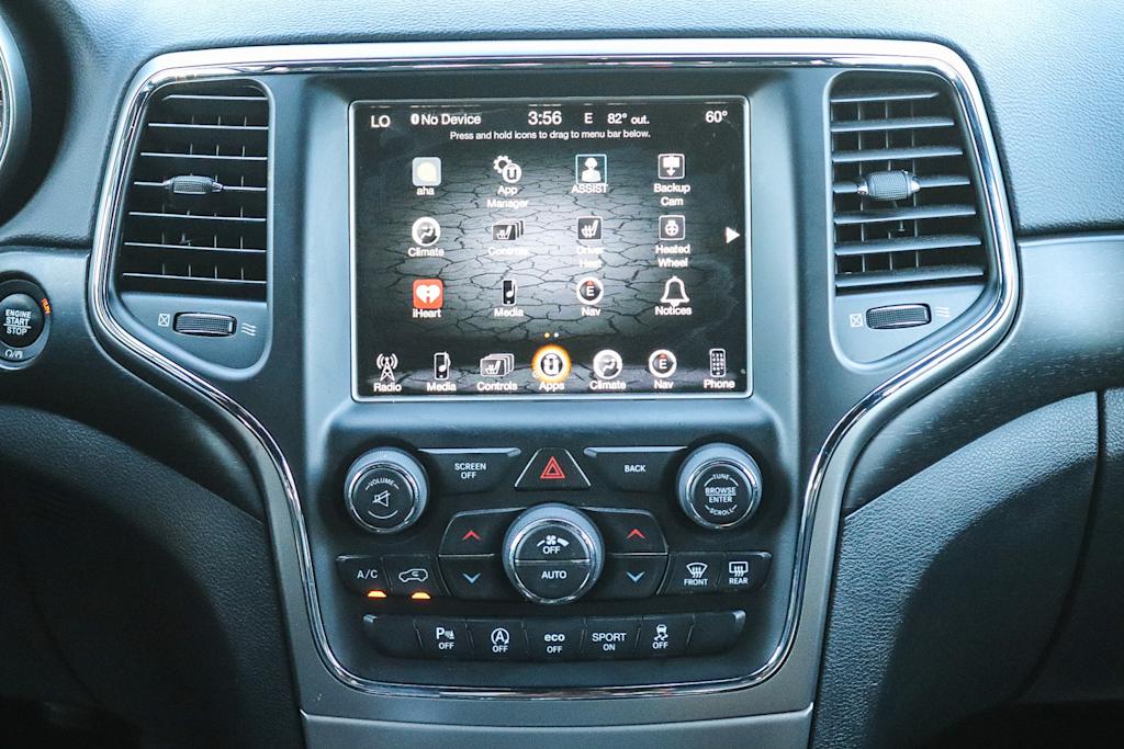 Thumbnail: 2017 Jeep Grand Cherokee - 13