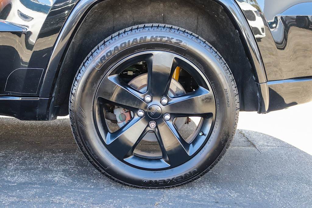 Thumbnail: 2015 Jeep Grand Cherokee - 22