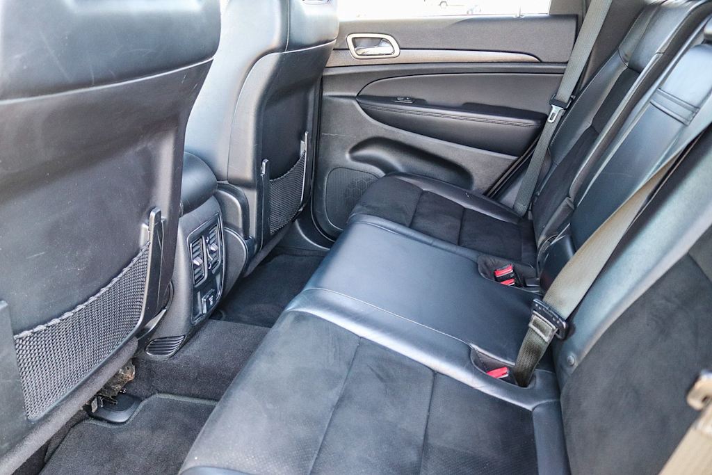 Thumbnail: 2015 Jeep Grand Cherokee - 10