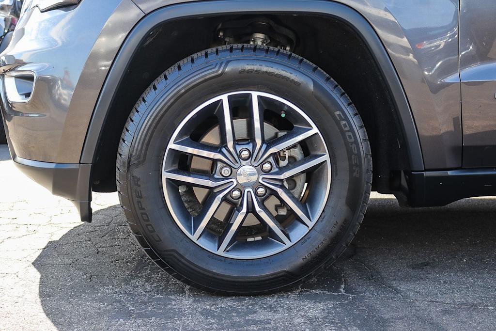 Thumbnail: 2018 Jeep Grand Cherokee - 6
