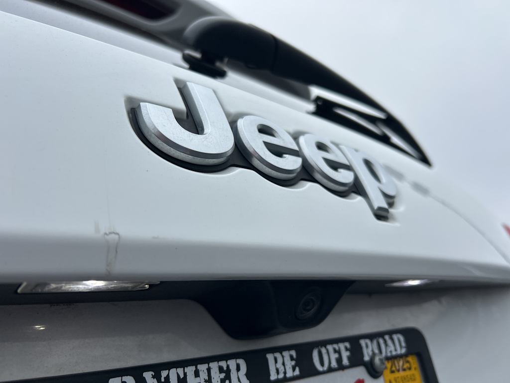 Thumbnail: 2018 Jeep Grand Cherokee - 29