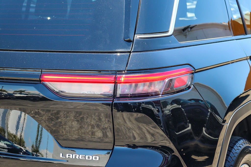 Thumbnail: 2025 Jeep Grand Cherokee - 19