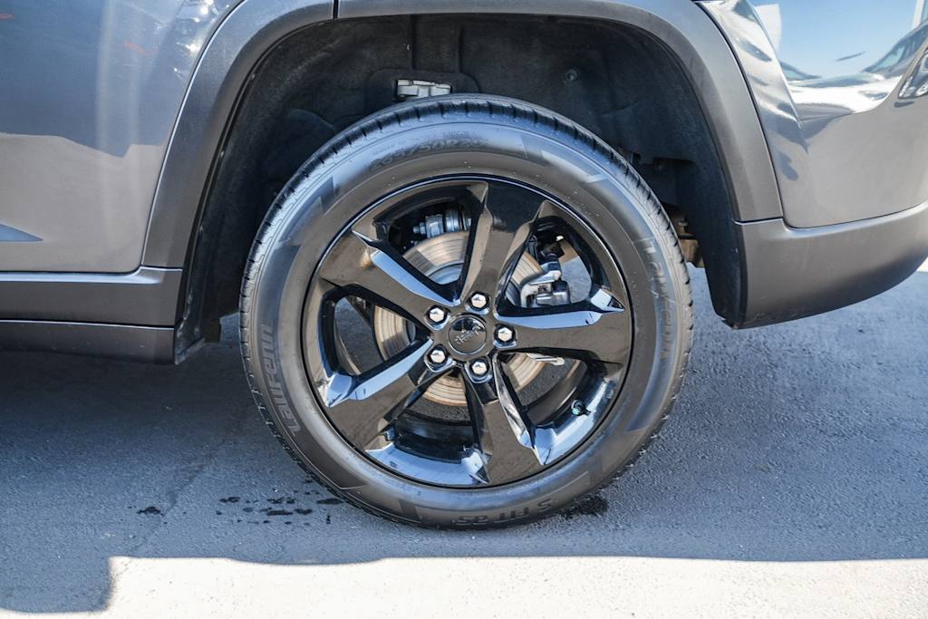 Thumbnail: 2022 Jeep Grand Cherokee - 19