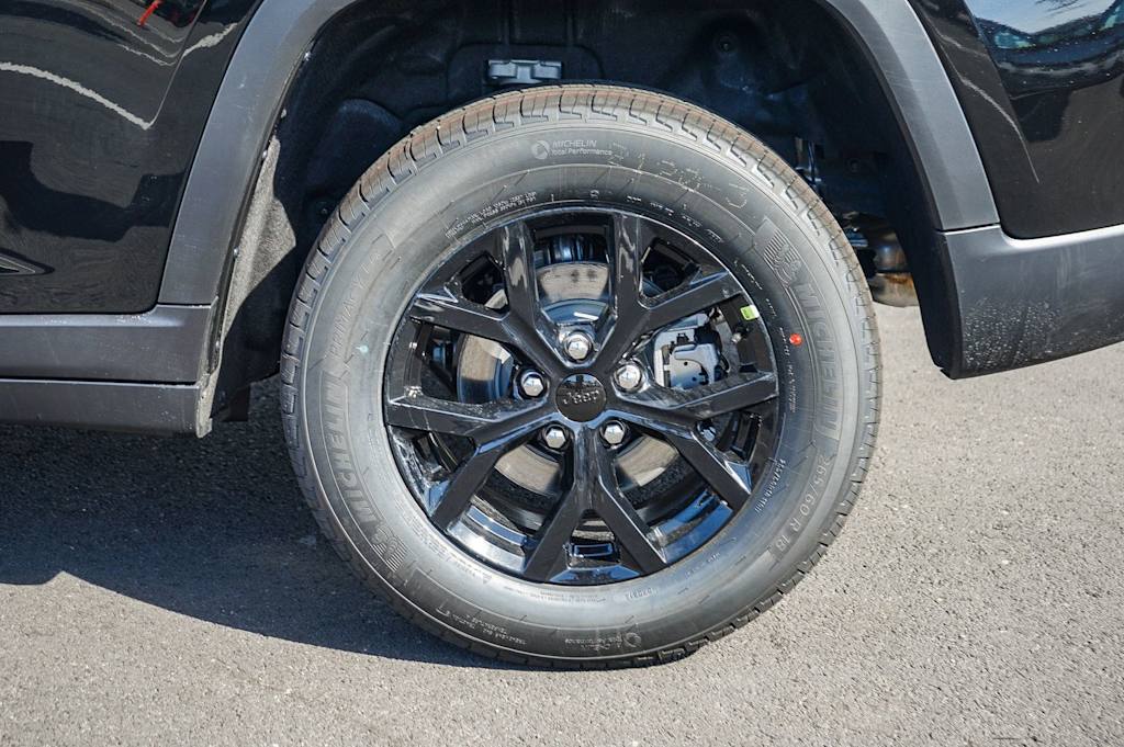 Thumbnail: 2026 Jeep Grand Cherokee - 19