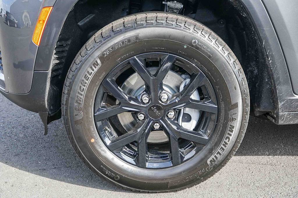 Thumbnail: 2026 Jeep Grand Cherokee - 7