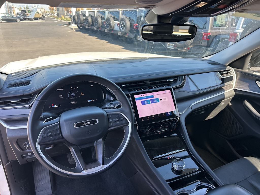 Thumbnail: 2023 Jeep Grand Cherokee - 8