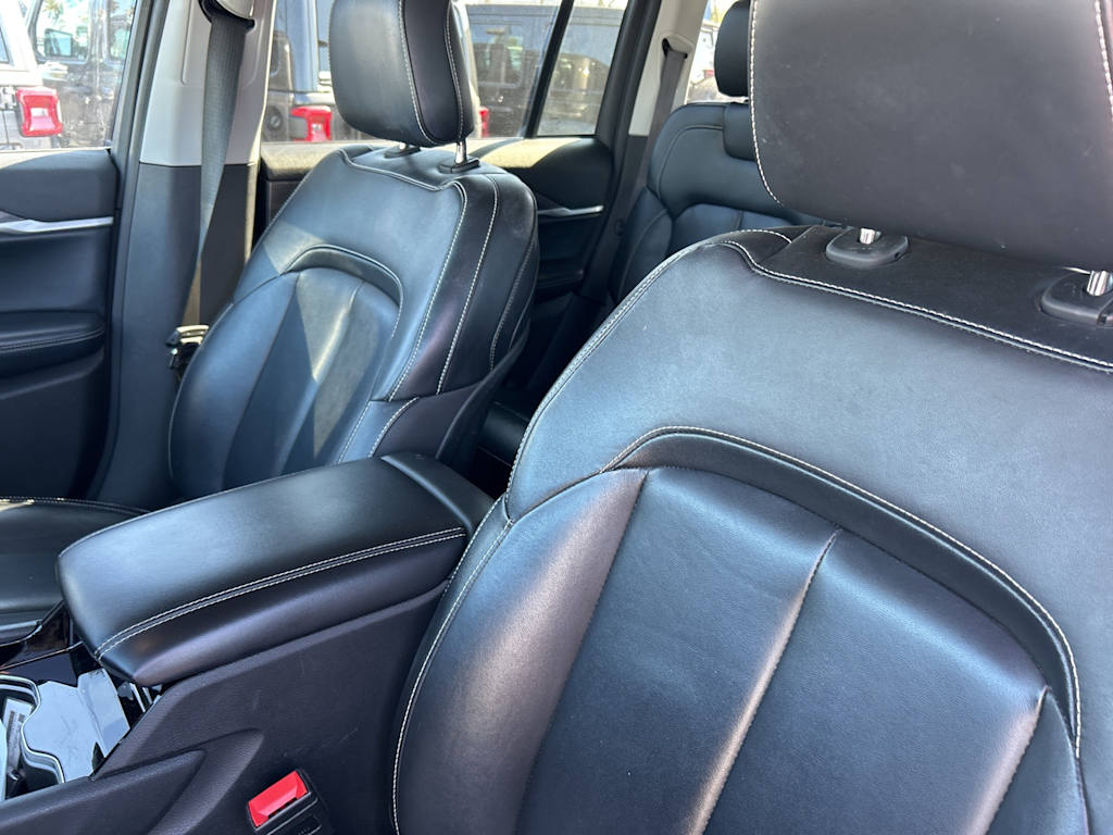 Thumbnail: 2023 Jeep Grand Cherokee - 9