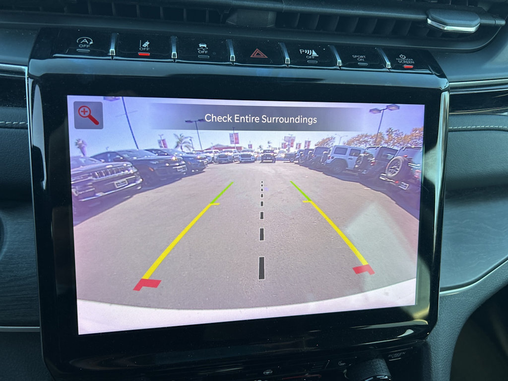 Thumbnail: 2023 Jeep Grand Cherokee - 25