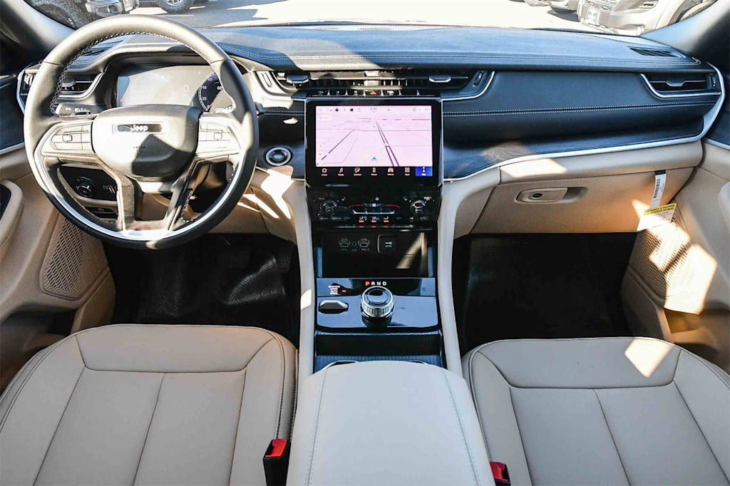 Thumbnail: 2025 Jeep Grand Cherokee - 2