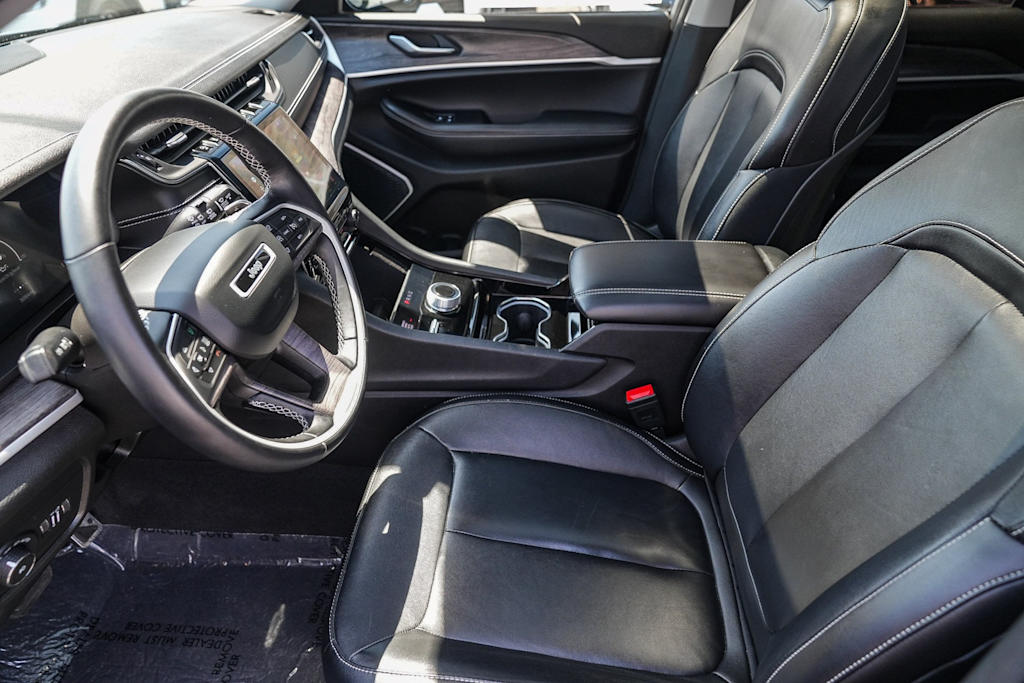 Thumbnail: 2022 Jeep Grand Cherokee - 10