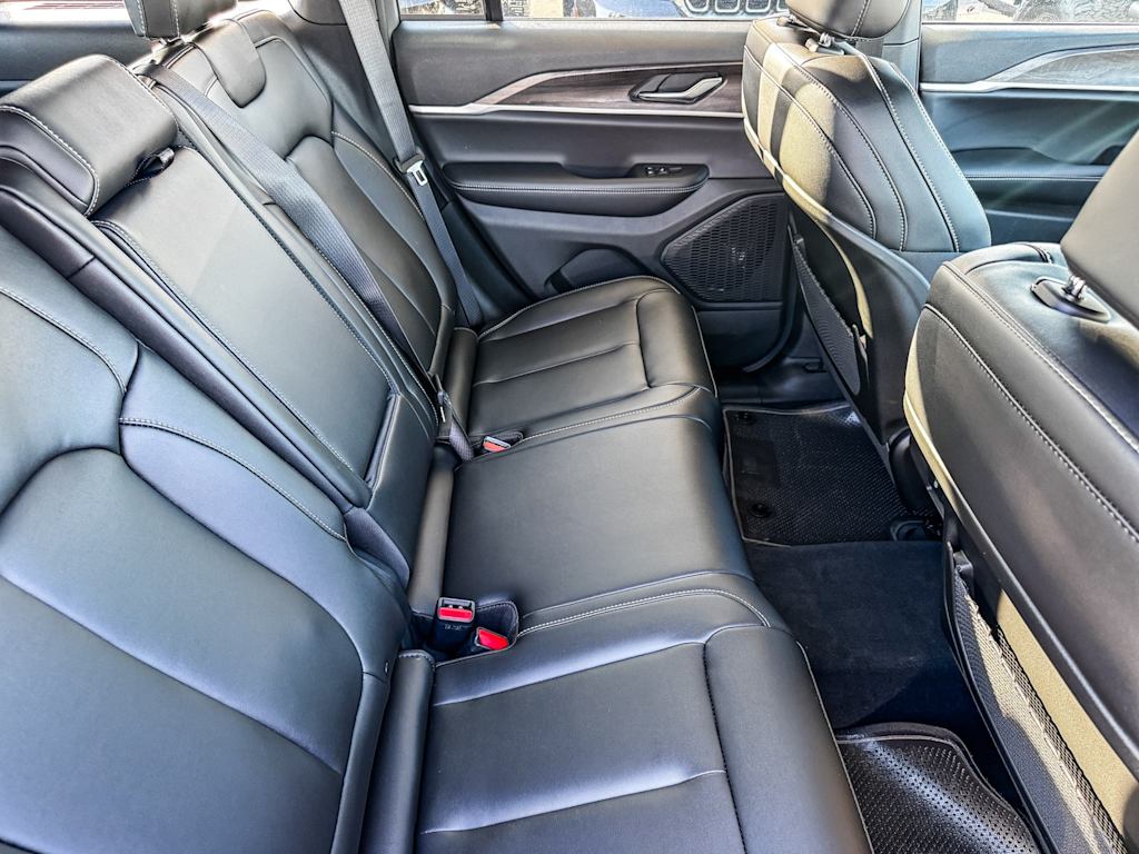 Thumbnail: 2025 Jeep Grand Cherokee - 11