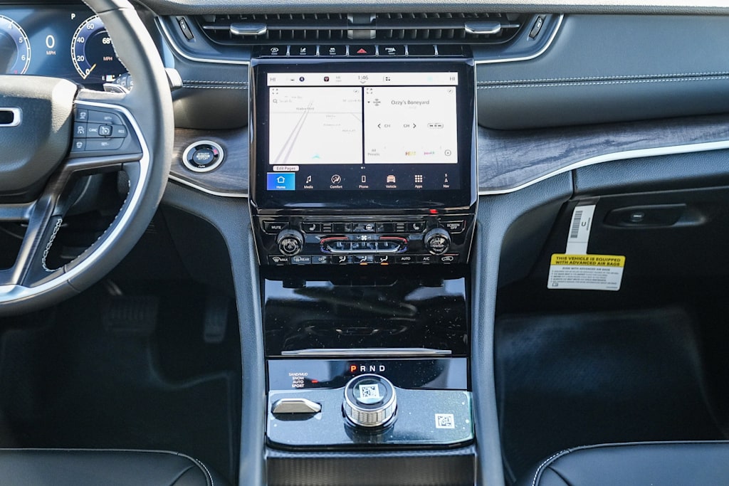 Thumbnail: 2025 Jeep Grand Cherokee - 12