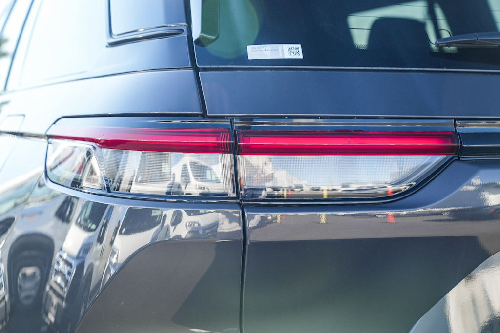 Thumbnail: 2025 Jeep Grand Cherokee - 19