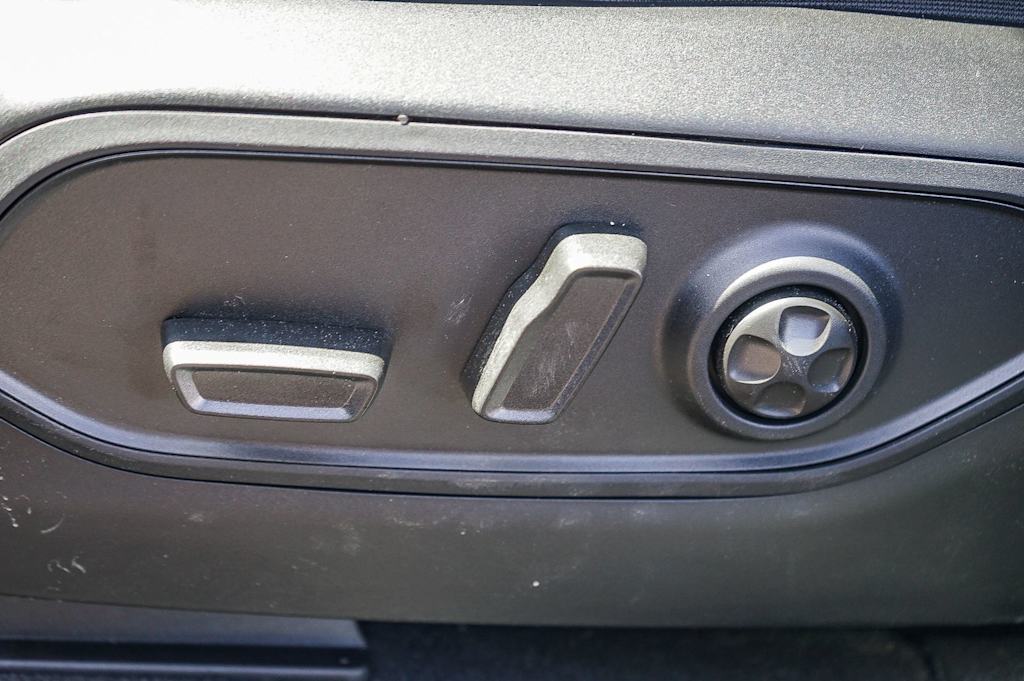 Thumbnail: 2026 Jeep Grand Cherokee - 23