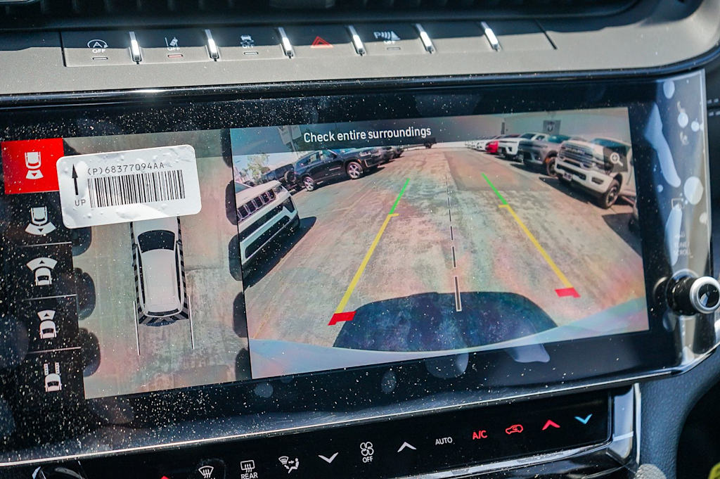 Thumbnail: 2026 Jeep Grand Cherokee - 24