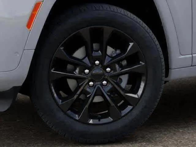 Thumbnail: 2026 Jeep Grand Cherokee - 6