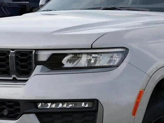 Thumbnail: 2026 Jeep Grand Cherokee - 14