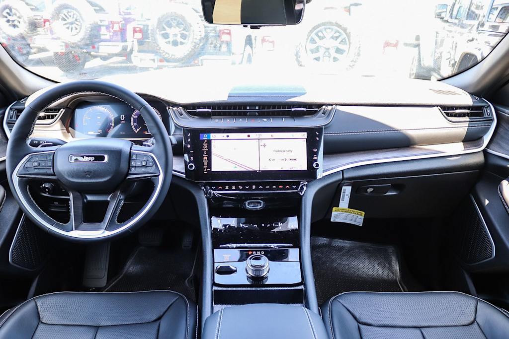 Thumbnail: 2026 Jeep Grand Cherokee - 2
