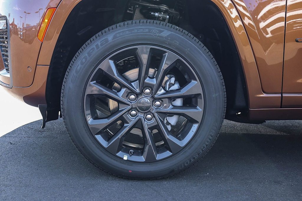 Thumbnail: 2026 Jeep Grand Cherokee - 7