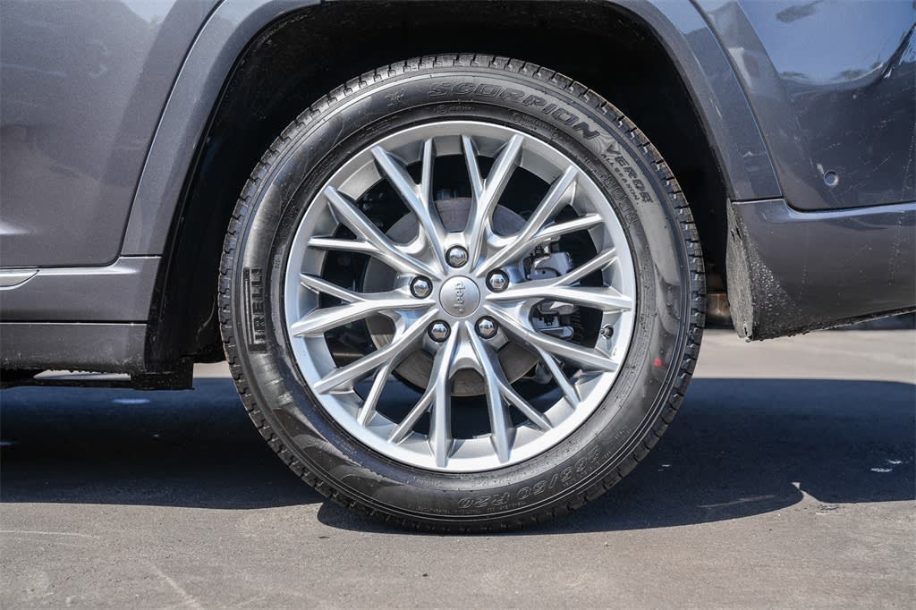 2025 Jeep Grand Cherokee Summit 21