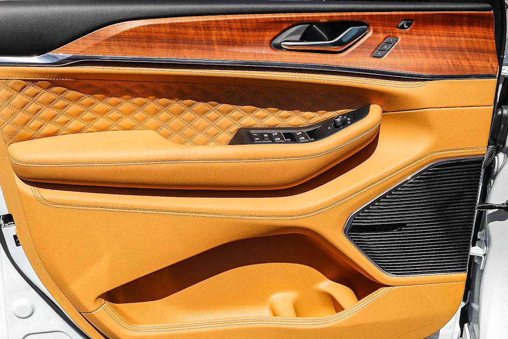 Thumbnail: 2026 Jeep Grand Cherokee - 24