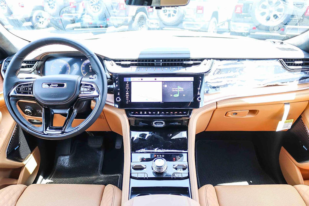 Thumbnail: 2026 Jeep Grand Cherokee - 2