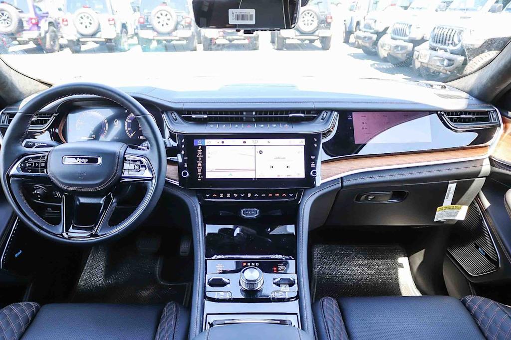 Thumbnail: 2026 Jeep Grand Cherokee - 2