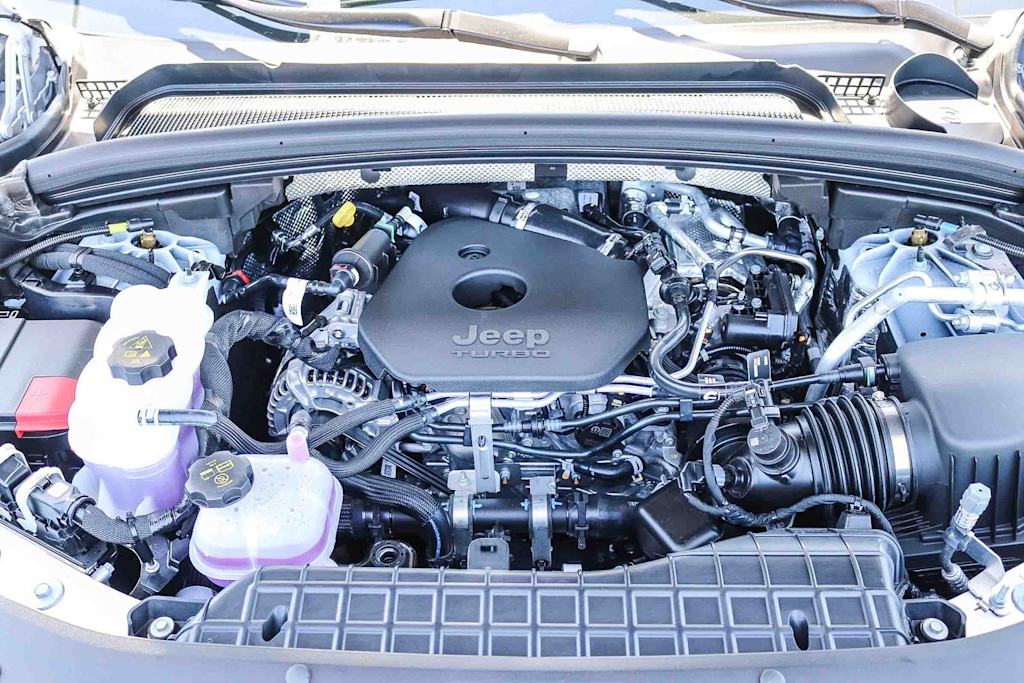 Thumbnail: 2026 Jeep Grand Cherokee - 8