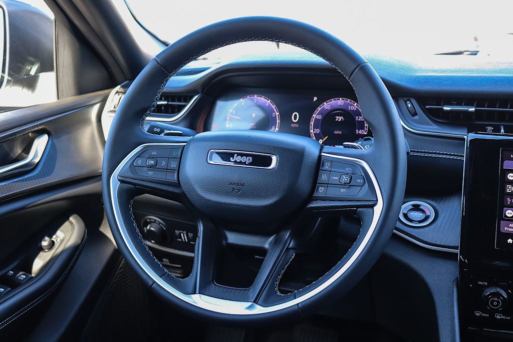 Thumbnail: 2025 Jeep Grand Cherokee L - 8
